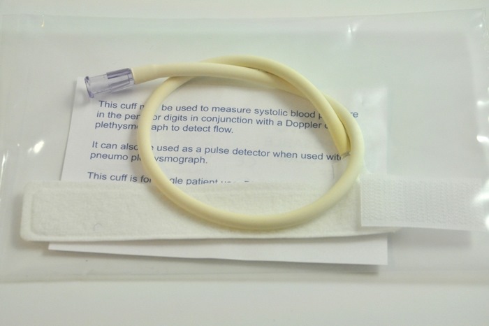 Disposable cuff for Large and Middle toes or penis. 2.1 x 12.1 cm Overall Cuff Size. Bag of 100.