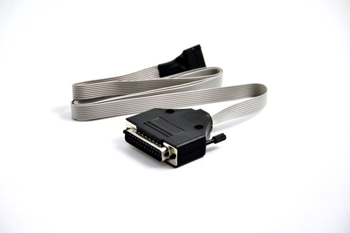Neon 8 and Neon 6 Interface cable D-type connector, 110 cm with Headcap (DB25) connector.