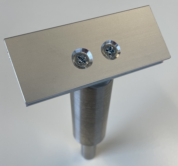 Stratus EEG, R40 amplifier Medical Rail bracket for floor stand. Use for mounting Amplifier or other accessories on floor stand